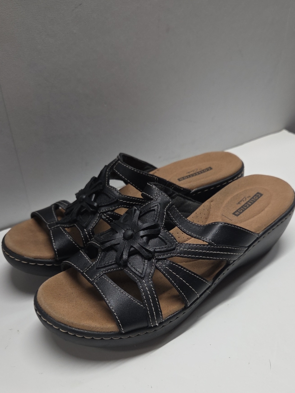 Clarks Womens Black Leather Floral Mule Sandals Size 10